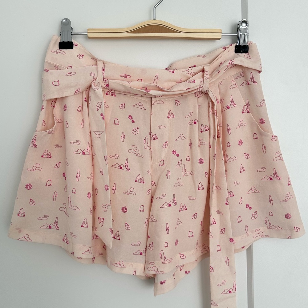 [New] Rails Pink Printed Tie-Waist Shorts with Magenta Desert Motif